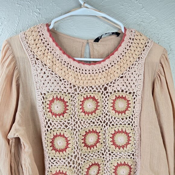 Zara Crochet Crop Top S Light Pink Linen Boho Cottage Hippie Long Sleeve Shirt - Picture 3 of 12